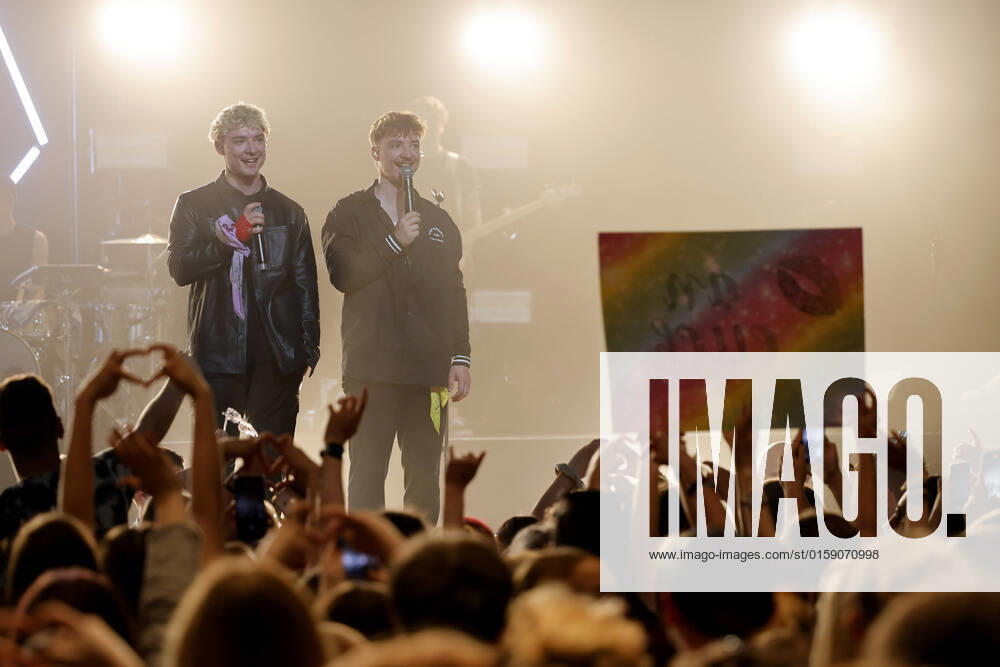 Musicians and web video producers Heiko Lochmann and Roman Lochmann with their band HE RO at their debut concert at Theater am Tanzbrunnen Cologne, 15 05 2022 NRW Germany