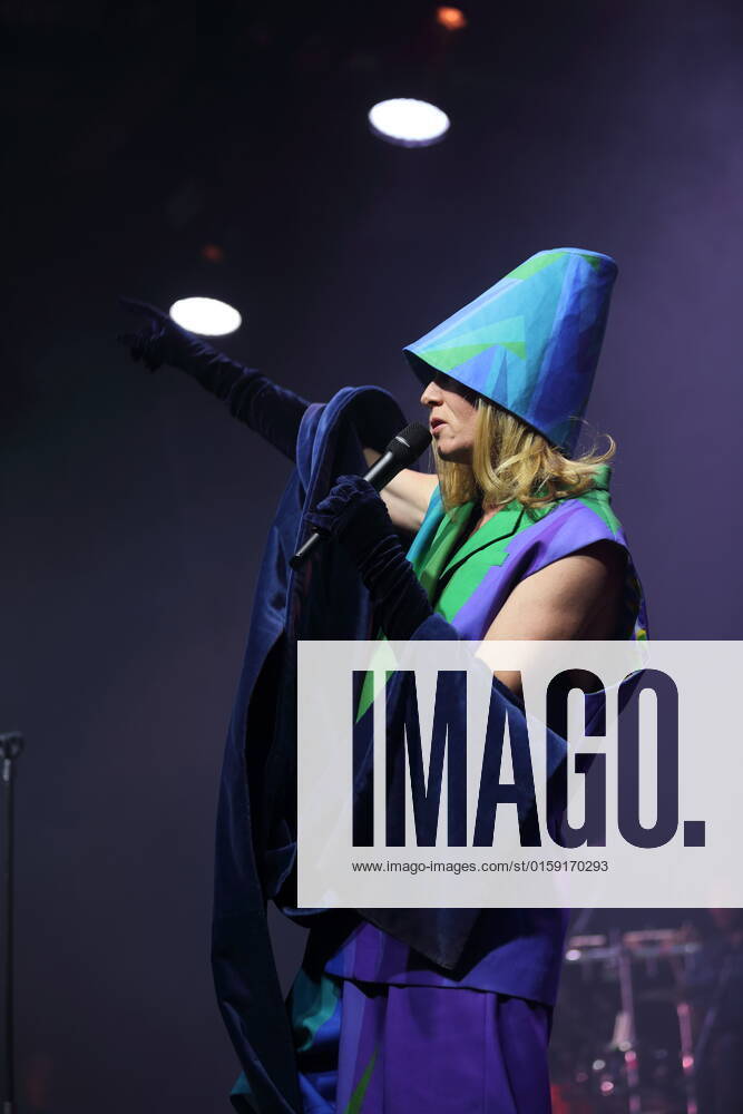 Roisin Murphy at a concert at Columbiahalle in Berlin, 16 May 2022 Roisin Murphy concert Berlin