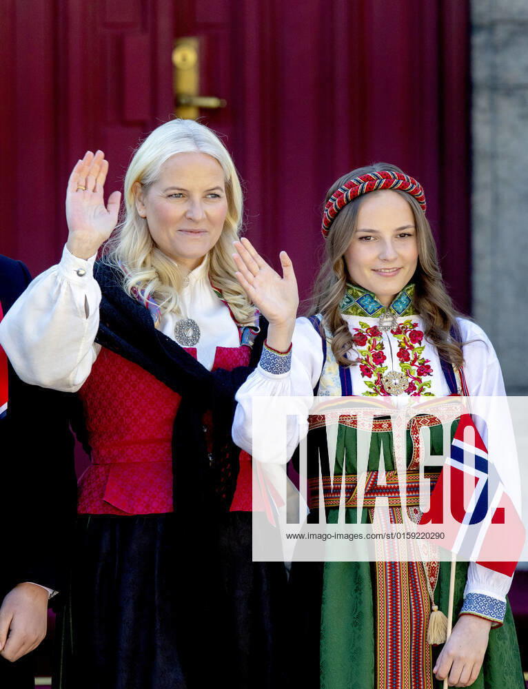 Skaugum Princess Mette-Marit and Princess Ingrid Alexandra celebrating the national day at the residence in Skaugum in Asker, Norway. Â