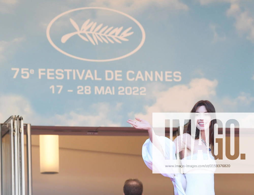 American actress Anne Hathaway attends the premiere of Armageddon Time at Palais des Festivals at the 75th Cannes Film Festival, France on Thursday, May 19, 2022. CAN20220519155 RUNExHELLESTAD