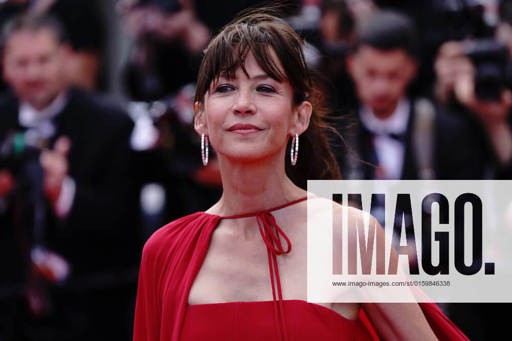 Sophie Marceau CELEBRITES : 75eme Festival de Cannes - Tapis rouge du film « L?Innocent et de la soiree anniversaire du 75eme festival » - 24 05 2022 NorbertScanella Panoramic