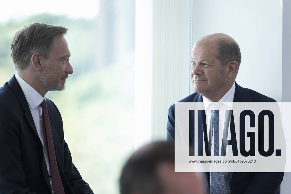 Meeting of the Federal Cabinet Current,25 05 2022 Berlin, Chancellor Olaf Scholz SPD together with Finance Minister Christian Lindner FDP in the run-up to the cabinet meeting, meeting of the Federal Cabinet in the Federal Chancellery in Berlin Berlin Germany