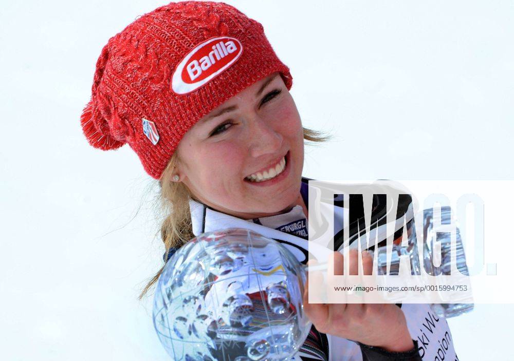 Pista Silvano Beltrametti, Lenzerheide, SUI, FIS Weltcup Ski Alpin, Lenzerheide, Slalom, Damen, Finale, im Bild Mikaela Shiffrin (USA) mit der kleinen Kristallkugel Slalom Mikaela Shiffrin (USA) mit der kleinen Kristallkugel Slalom during ladies Slalom of FIS Ski Alpine World Cup finals at the Pista Silvano Beltrametti in Lenzerheide, Switzerland on 2014 03 15. EP_spi E