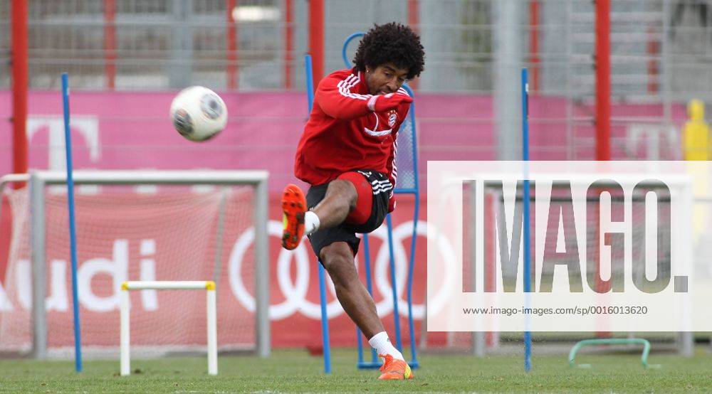 FC Bayern Training, Saebenerstrasse,Muenchen, Fussball,Sport,im Dante EP_prz