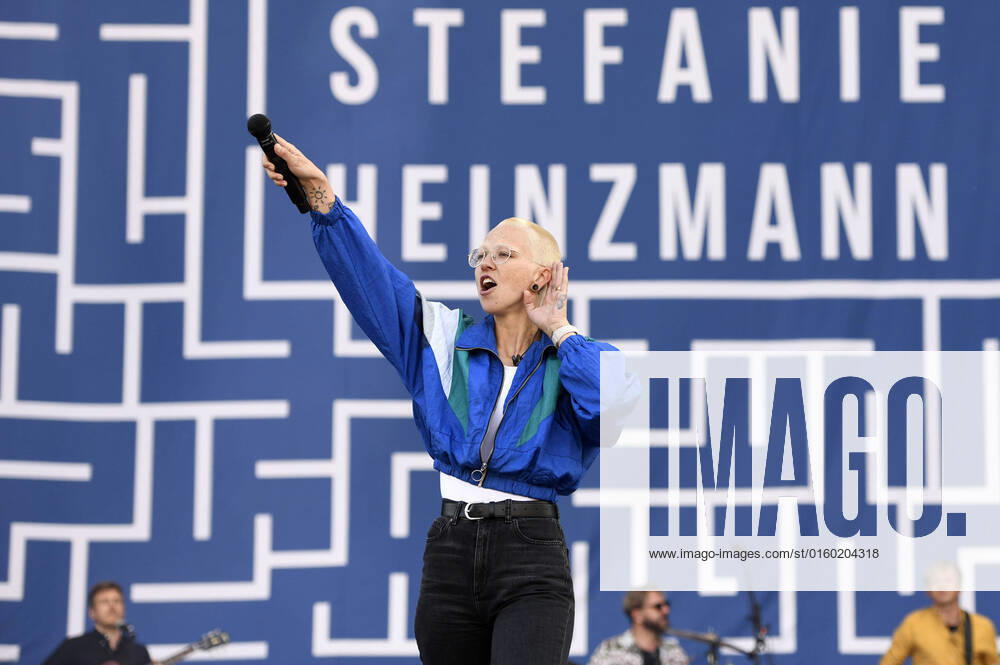 Stefanie Heinzmann live at the NDR 2 Plaza Festival 2022 at the Expo Plaza Hannover, 27 05 2022 Foto:xC.xNiehausx xFuturexImage