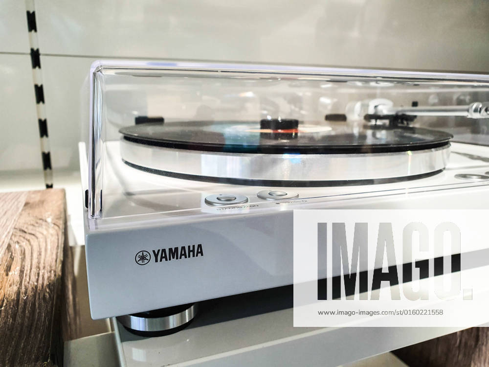 Yamaha record player