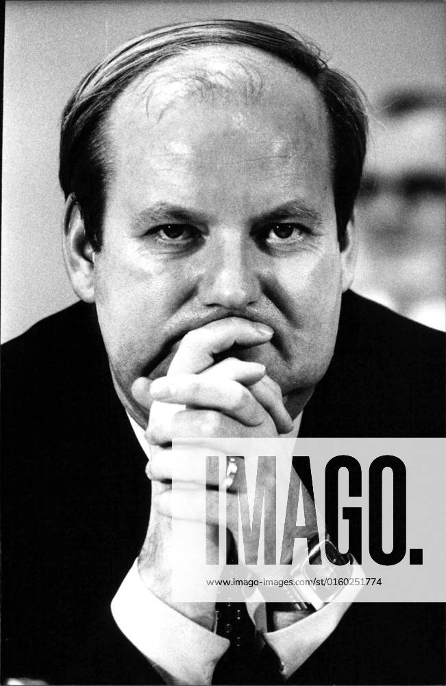 Dietrich Stobbe Regierender Bürgermeister von Berlin (1977-1981) Dietrich Stobbe (SPD).,