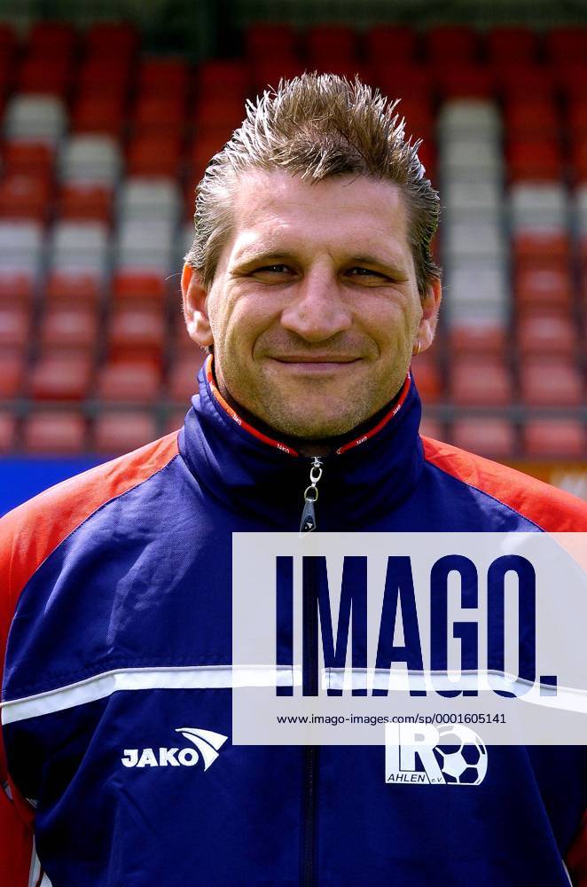 Co Trainer Thomas Kastenmaier (LR Ahlen) Fußball 2. BL Herren Saison 2005 2006, Präsentation, Vorstellung, Pressetermin, Porträttermin Porträt Ahlen