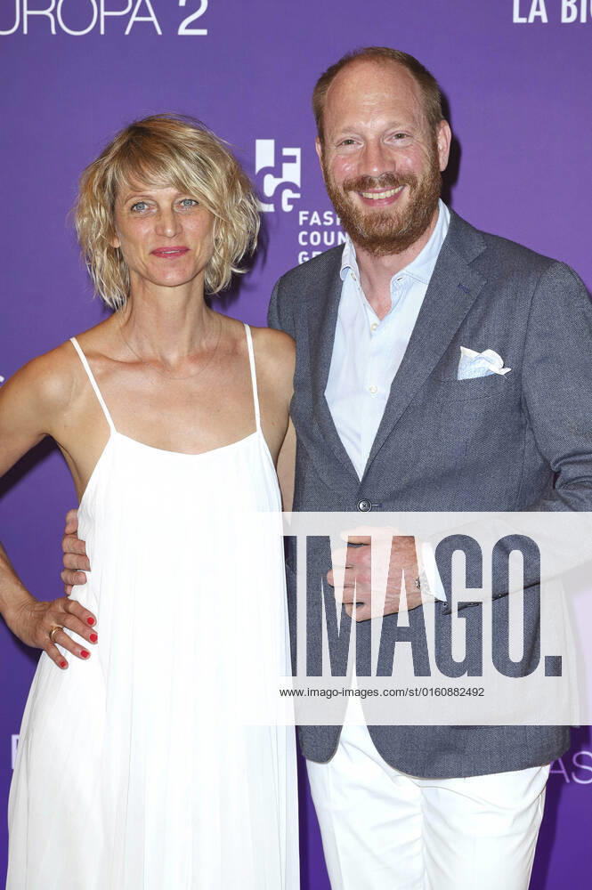 Johann von Bülow with wife Katrin von Bülow at the Fashion2Night with the Fashion Shows of Odeeh and Fassbender with their Cruise Collections individually designed for MS Europa 2 on MS Europa 2 Hamburg, 10 06 2022 Foto:xFuturexImage