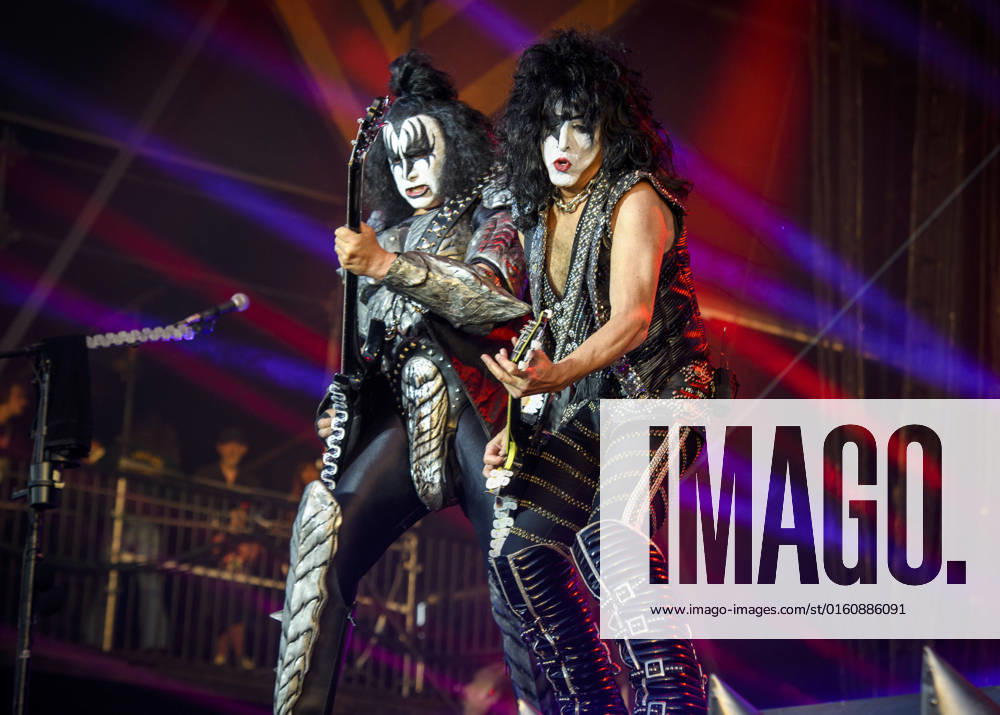 Bilder des Jahres 2022, Entertainment 06 Juni Entertainment Themen der Woche KW23 American rock band Kiss perform on Day One of Download Festival at Donington Park in Leicestershire, England. JUNE 10th 2022 TKHx22193