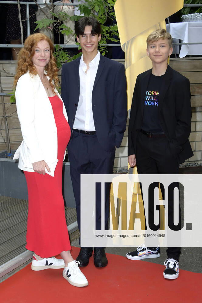 Marleen Lohse, Loris Sichrovsky and Leonard Conrads at the nominees evening for the German Film Award 2022 at BITE by Ritter Richard Berlin, 11 06 2022 Foto:xF.xFuturexImage