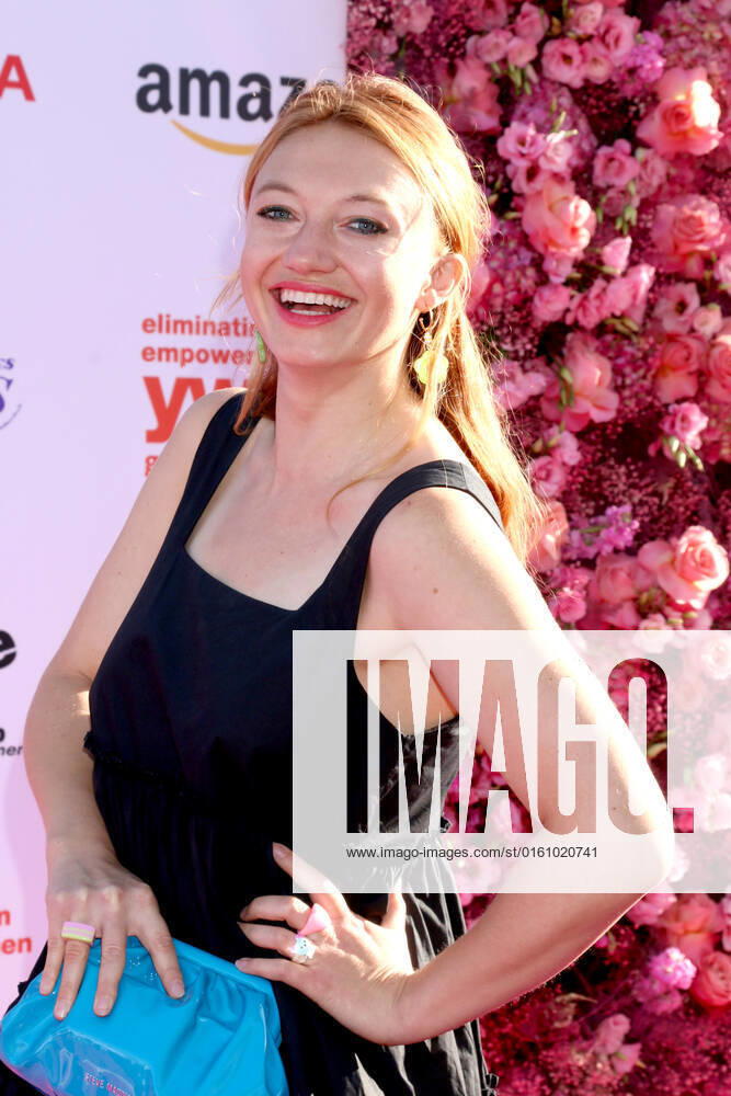 LOS ANGELES - JUN 14: Jacqueline Emerson at the 2022 YWCA Greater Los Angeles Phenomenal Woman Awards at the You Tube Theater on June 14, 2022 in Los Angeles, CA Los Angeles USA - ZUMAb170 20220614_zap_b170_004