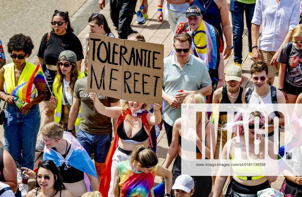 2022 06 18 12 36 12 ROTTERDAM The Pride March traditionally moves through the city during Pink Saturday This year s event will be held in Rotterdam with a march, information market and performances that reflect on the emancipation of the LGBTQ community ANP ROBIN UTRECHT netherlands out belgium out