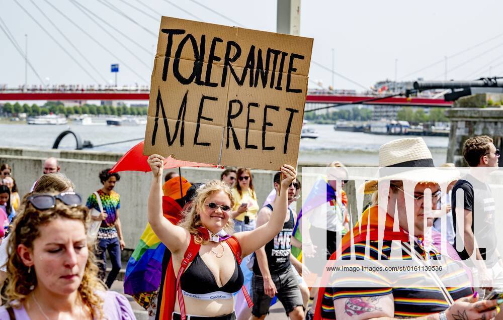 2022 06 18 13 07 26 ROTTERDAM The Pride March traditionally moves through the city during Pink Saturday This year s event will be held in Rotterdam with a march, information market and performances that reflect on the emancipation of the LGBTQ community ANP ROBIN UTRECHT netherlands out belgium out
