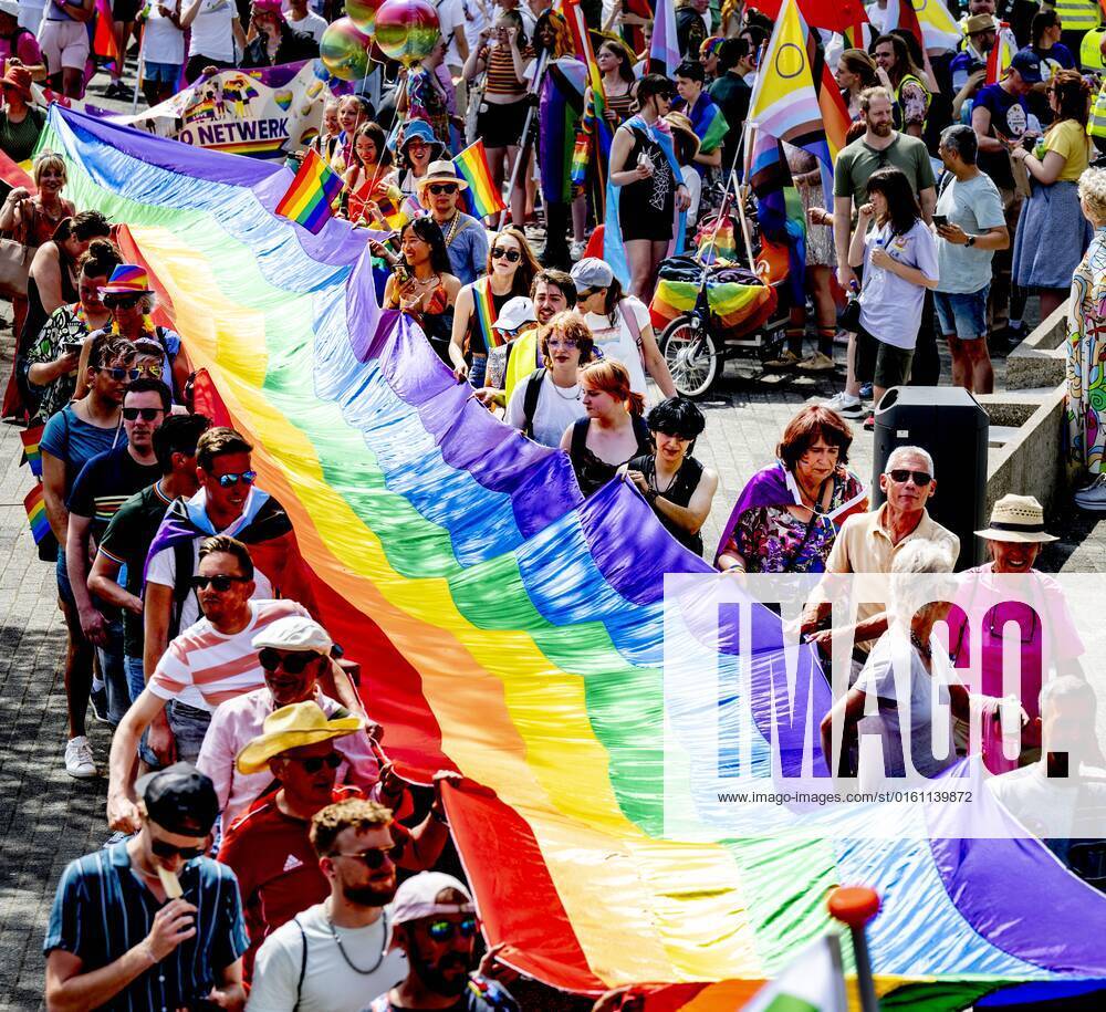 2022 06 18 12 11 20 ROTTERDAM The Pride March traditionally moves through the city during Pink Saturday This year s event will be held in Rotterdam with a march, information market and performances that reflect on the emancipation of the LGBTQ community ANP ROBIN UTRECHT netherlands out belgium out