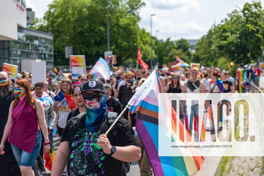 Oldenburg CSD Northwest in Oldenburg, 18 06 2022 Around 9,000 people demonstrated for sexual and gender diversity during Christopher Street Day in Oldenburg CSD Northwest in Oldenburg