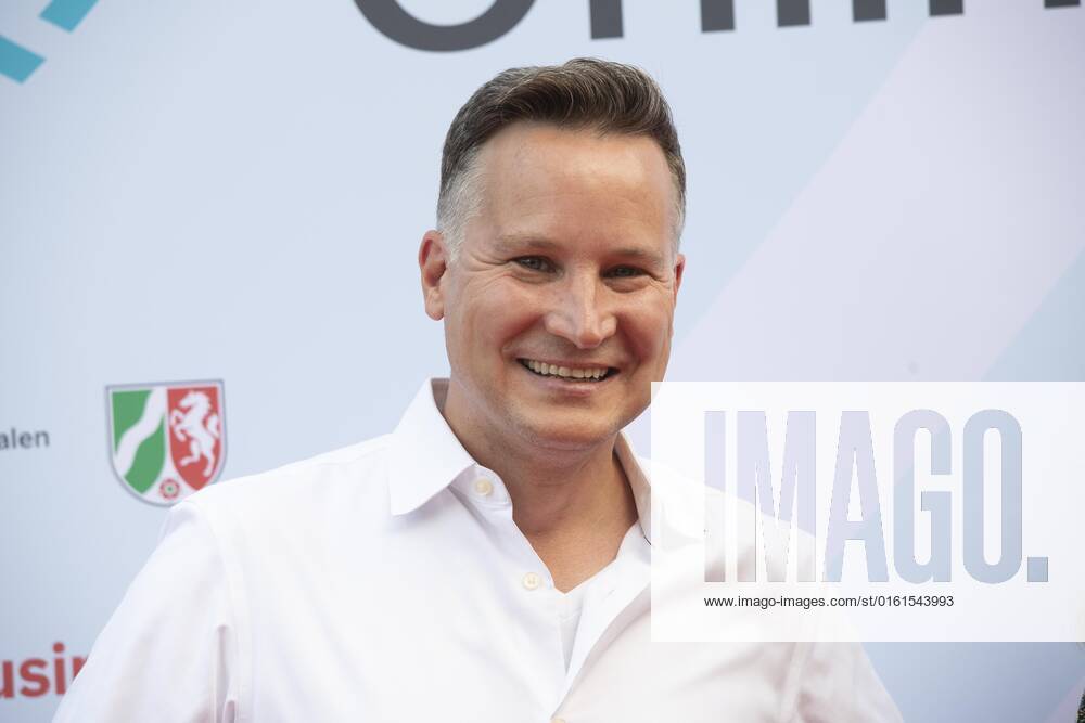 Richard GUTJAHR, journalist, red carpet, red carpet show, presentation of the Grimme Online Awards 2022 on 23 06 2022 in the Flora Koeln,