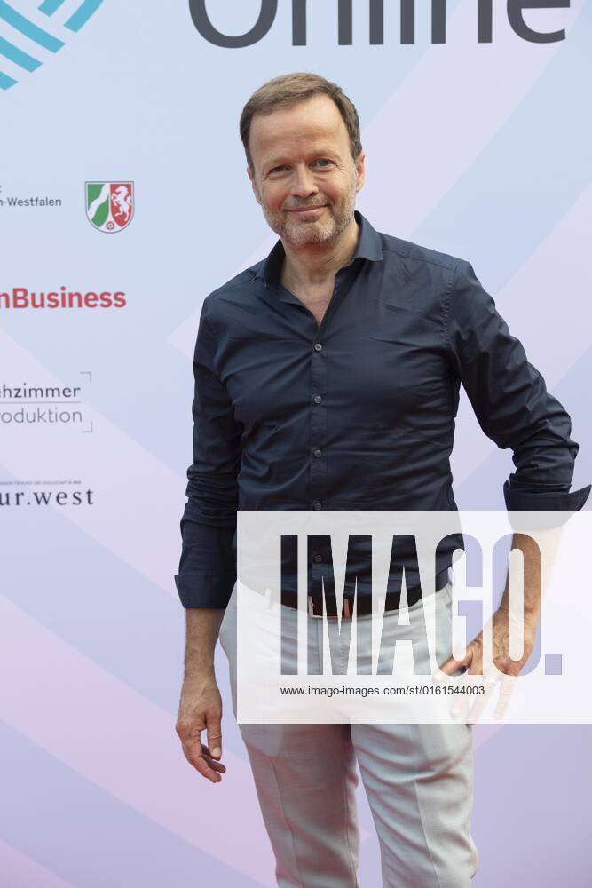 Georg RESTLE, presenter, ,,Monitor,, ARD WDR Red Carpet, Red Carpet Show, presentation of the Grimme Online Awards 2022 on 23 06 2022 in the Flora Koeln,