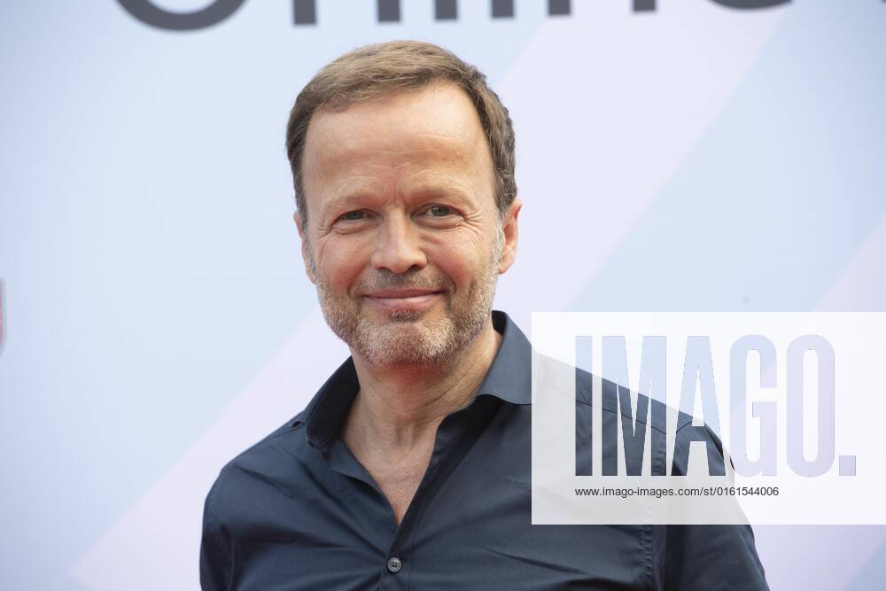 Georg RESTLE, presenter, ,,Monitor,, ARD WDR Red Carpet, Red Carpet Show, presentation of the Grimme Online Awards 2022 on 23 06 2022 in the Flora Koeln,