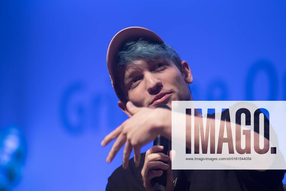 REZO, Youtuber, Musician, Red Carpet, Red Carpet Show, Grimme Online Awards 2022 ceremony on 23 06 2022 at Flora Koeln,