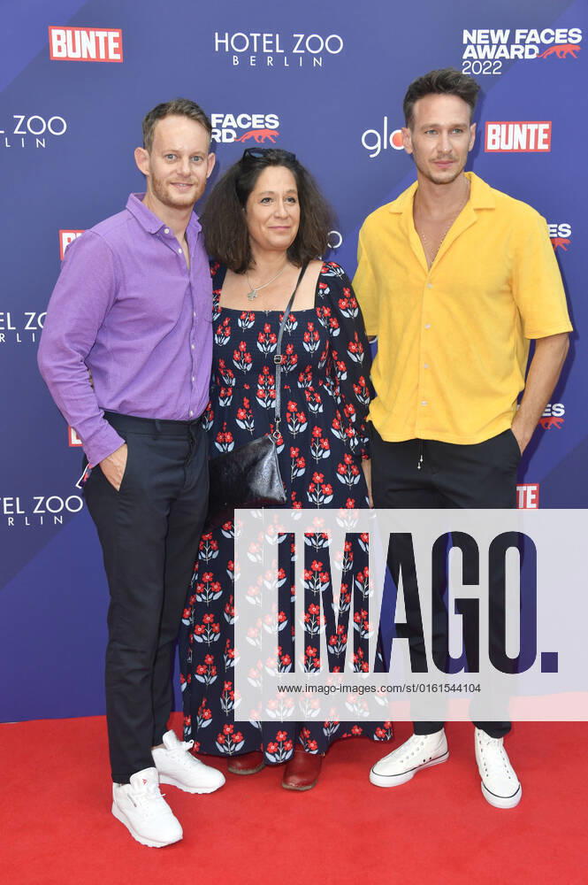 Patrick Güldenberg, guest and Vladimir Burlakov at the Bunte New Faces Awards Film 2022 at the Delphi Filmpalast Berlin, 23 06 2022 Foto:xN.xKubelkax xFuturexImage