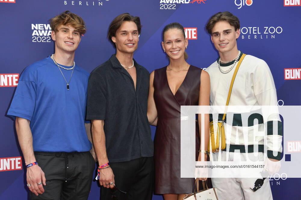 Phil Soda, Arne Carlos Böttcher, Melanie Kroll and Niclas Kurstedt at the Bunte New Faces Awards Film 2022 at the Delphi Filmpalast Berlin, 23 06 2022 Foto:xN.xKubelkax xFuturexImage