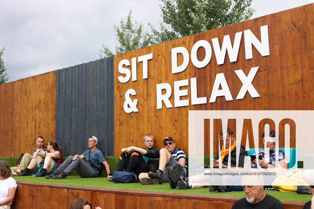 Illustration picture shows festival goers a Sit Down & Relax area at the 20th edition of the TW Classic music festival in Werchter, Saturday 25 June 2022. VIRGINIExLEFOUR 36634398