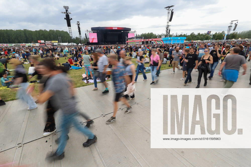 Illustration picture shows festival goers at the 20th edition of the TW Classic music festival in Werchter, Saturday 25 June 2022. VIRGINIExLEFOUR 36634401
