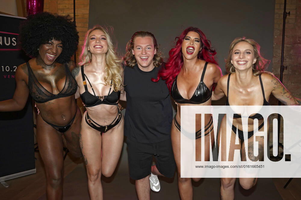 Josy Black, Fiona Fuchs, Ron Bielecki, Micaela Schäfer and Hanna Secret at the Venus 2022 campaign shoot at Inclover Studio Berlin, 27 06 2022 Foto:xT.xBartillax xFuturexImage