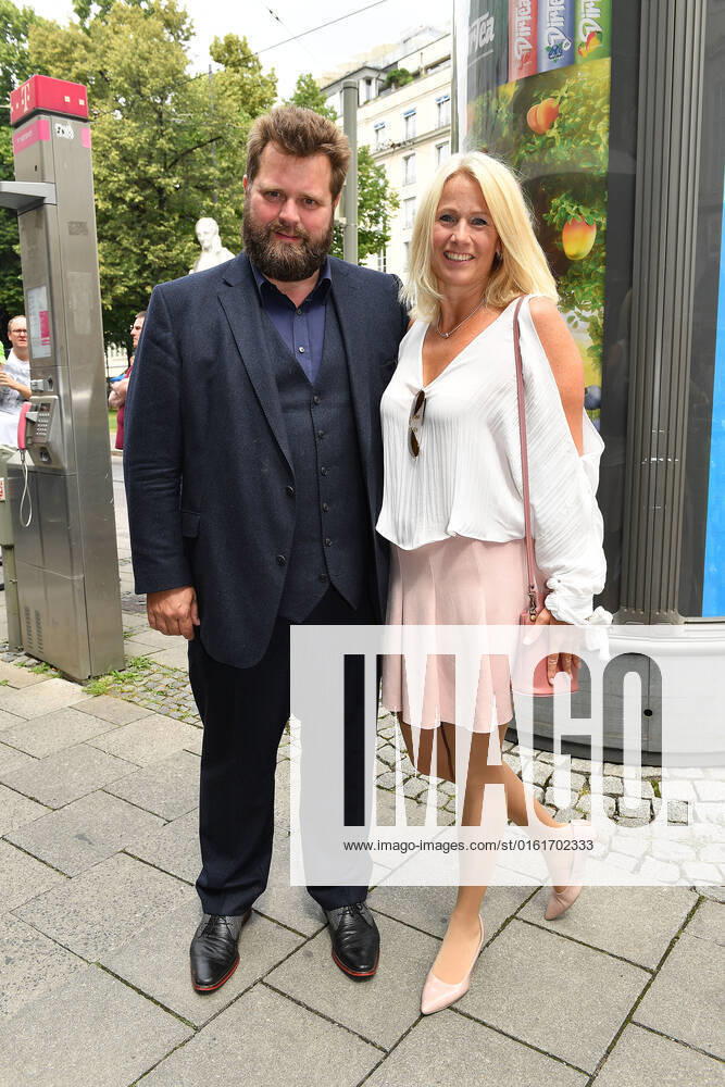 Antoine Monot jr and Stefanie Sick at the ZDF Get Together Reception on 28 06 2022 at the Munich Film Festival ZDF Reception at the Munich Film Festival 2022