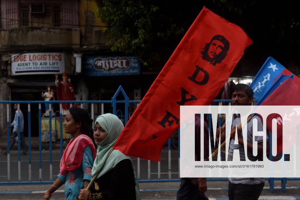 June 29, Kolkata, India: Youth wings of the Left Parties protested against the Centre s Agneepat scheme Ã¢â‚¬ as radical new recruitment plan for India s armed forces only with a short-term contract of four years. Controversy erupted in new scheme which may potentially affect the future of serving personnel, professionalism, ethos and fighting spirit of the forces and possibly lead to militarization of civil society. on June 29, 2022 in Kolkata, India. Kolkata India - ZUMAe321 20220629_zia_e321_020