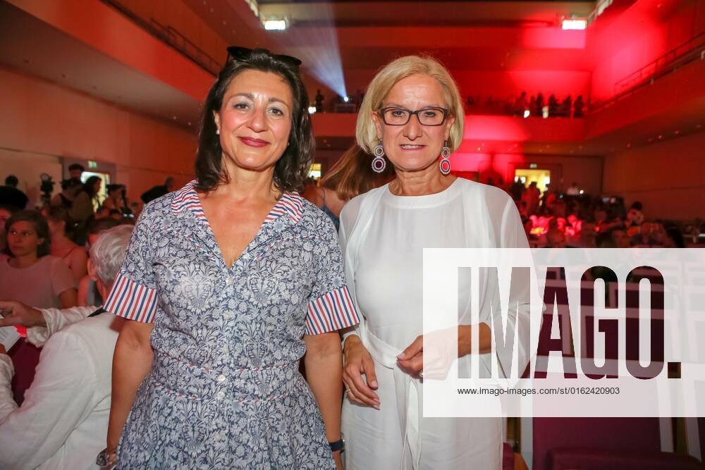 Grafenegg Lower Austria, Austrian Film Award 2022, award gala d Academy of Austrian Film in the picture StR Veronica Kaup Hasler, Governor Johanna Mikl Leitner, Austrian Film Award 2022.