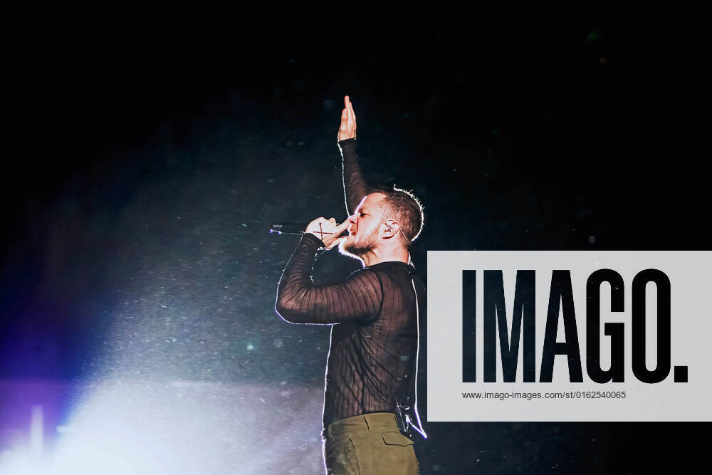 Dan Reynolds of Imagine Dragons performs on stage at MadCool in Ifema, Madrid. Madrid Spain - ZUMAs197 20220707_zaa_s197_377