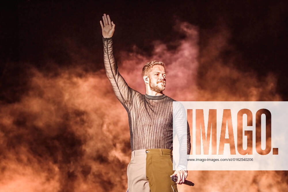 Dan Reynolds of Imagine Dragons performs on stage at MadCool in Ifema, Madrid. Madrid Spain - ZUMAs197 20220707_zaa_s197_371