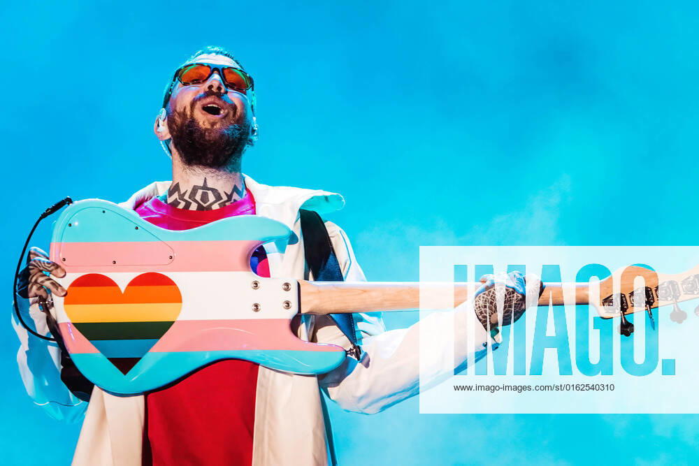 Ben McKee of Imagine Dragons performs on stage at MadCool in Ifema, Madrid. Madrid Spain - ZUMAs197 20220708_zaa_s197_058