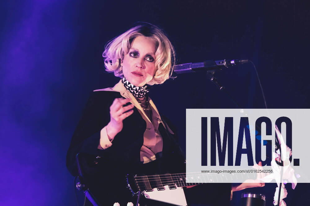 Annie Clark better known as St Vincent performs on stage at MadCool festival in Ifema, Madrid. Madrid Spain - ZUMAs197 20220708_zaa_s197_075
