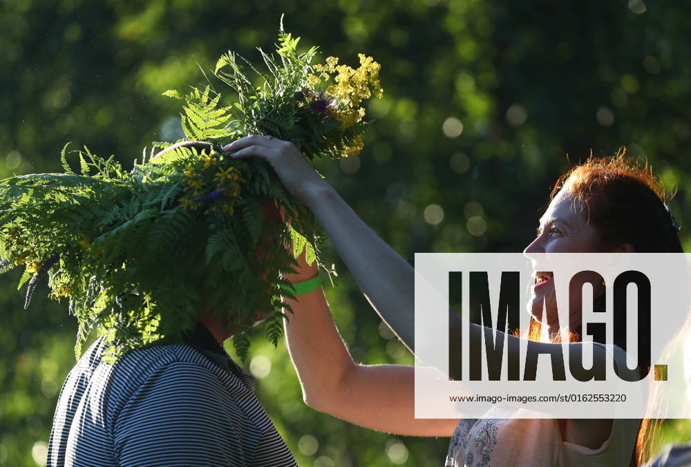 People take part in Ivan Kupala Day celebrations at the Tomskaya Pisanitsa open-air museum in Kemerovo Region s Yashkinsky District, some 50 km northwest of Kemerovo. Maxim Kiselev TASS TS1397AC