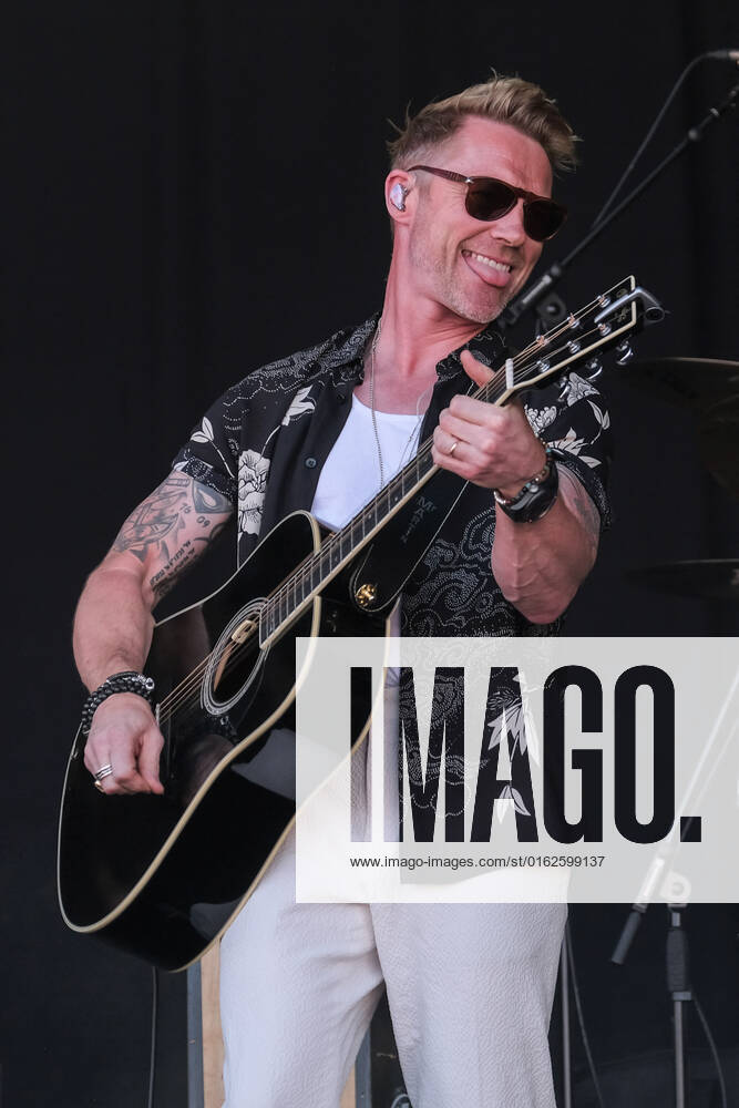 Irish-born singer, songwriter, television presenter, and host of the Magic Radio breakfast show, Ronan Patrick John Keating, former member of boy band Boyzone performing live at Cornbury Festival. Great Tew United Kingdom - ZUMAs197 20220710_zaa_s197_284