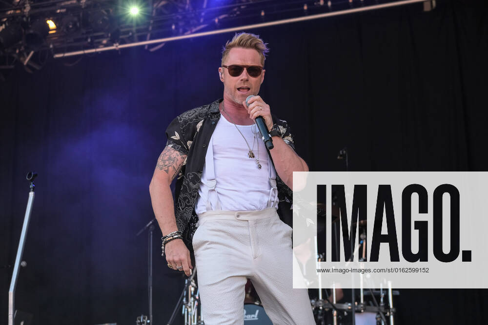 Irish-born singer, songwriter, television presenter, and host of the Magic Radio breakfast show, Ronan Patrick John Keating, former member of boy band Boyzone performing live at Cornbury Festival. Great Tew United Kingdom - ZUMAs197 20220710_zaa_s197_289