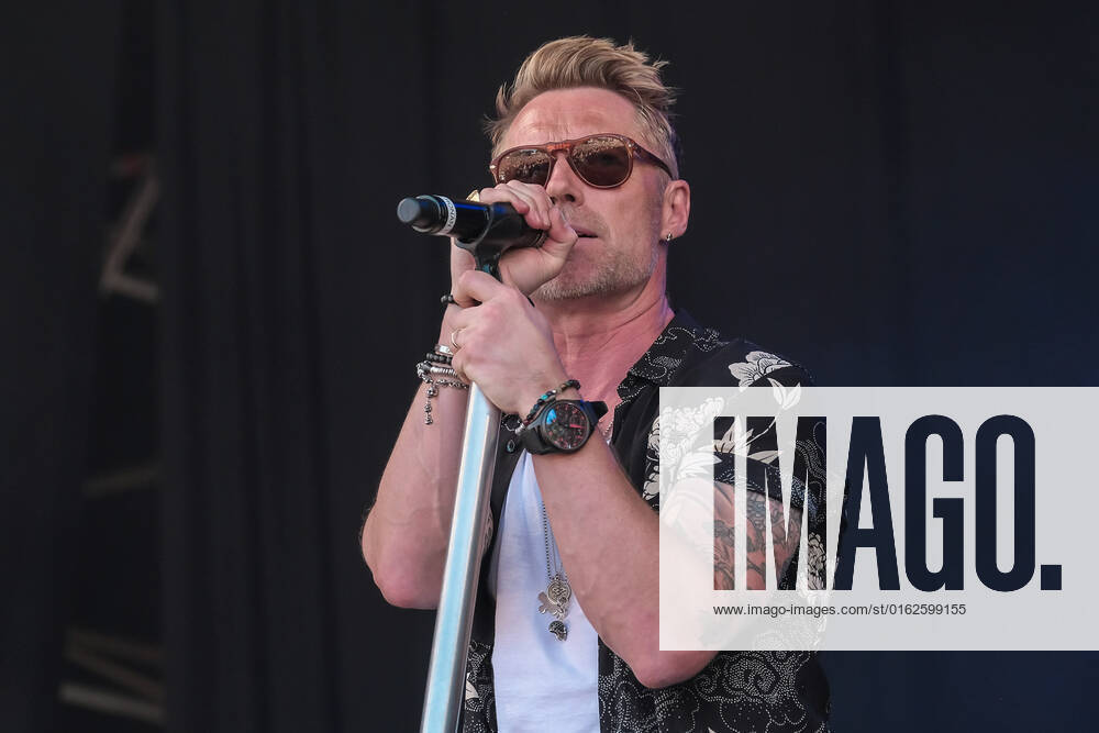 Irish-born singer, songwriter, television presenter, and host of the Magic Radio breakfast show, Ronan Patrick John Keating, former member of boy band Boyzone performing live at Cornbury Festival. Great Tew United Kingdom - ZUMAs197 20220710_zaa_s197_292