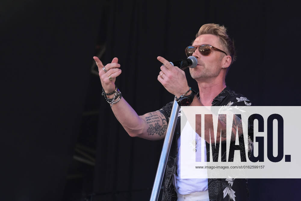Irish-born singer, songwriter, television presenter, and host of the Magic Radio breakfast show, Ronan Patrick John Keating, former member of boy band Boyzone performing live at Cornbury Festival. Great Tew United Kingdom - ZUMAs197 20220710_zaa_s197_294