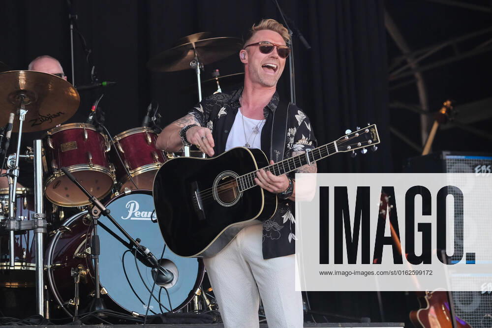 Irish-born singer, songwriter, television presenter, and host of the Magic Radio breakfast show, Ronan Patrick John Keating, former member of boy band Boyzone performing live at Cornbury Festival. Great Tew United Kingdom - ZUMAs197 20220710_zaa_s197_302