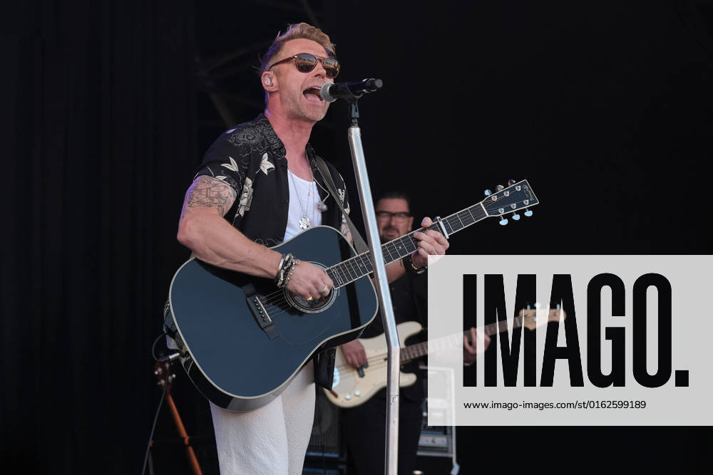 Irish-born singer, songwriter, television presenter, and host of the Magic Radio breakfast show, Ronan Patrick John Keating, former member of boy band Boyzone performing live at Cornbury Festival. Great Tew United Kingdom - ZUMAs197 20220710_zaa_s197_311
