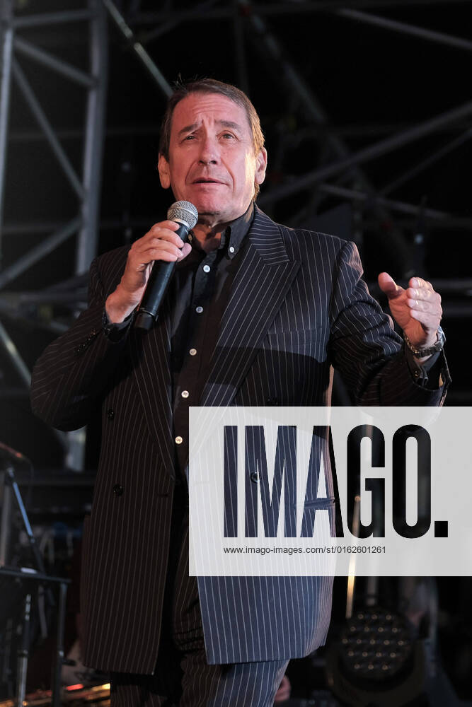 Julian Michael Holland OBE aka Jools Holland, English pianist singer, songwriter, producer, composer, television presenter and former member of the band Squeeze, performing live on stage at Cornbury Festival. Great Tew United Kingdom - ZUMAs197 20220710_zaa_s197_317