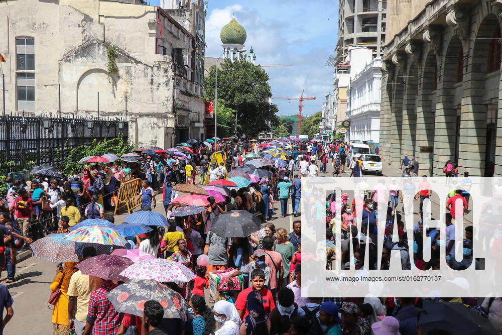 Three days after protesters stormed into President s House in Sri Lanka Thousands of people crowded the capital to take a look into the President s palace three days after protesters stormed into President s house in Colombo. Colombo Western Sri Lanka