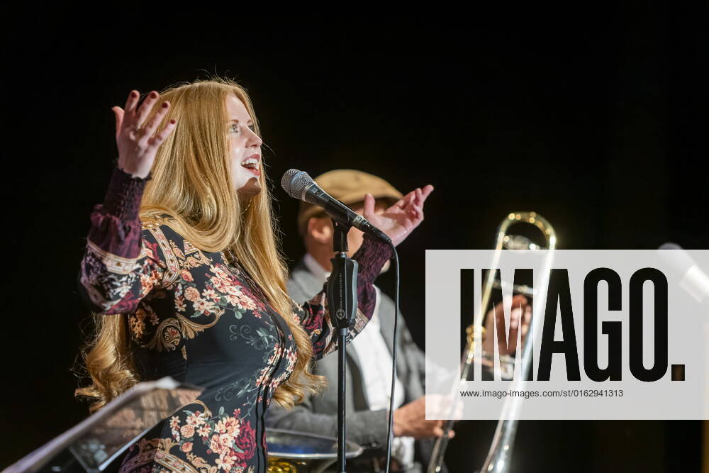 TrioVoyage Lusatia Rio and back a musical lyrical trip with the TrioVoyage on the stage of the Dresden Friedrichstadtt Palast The spe