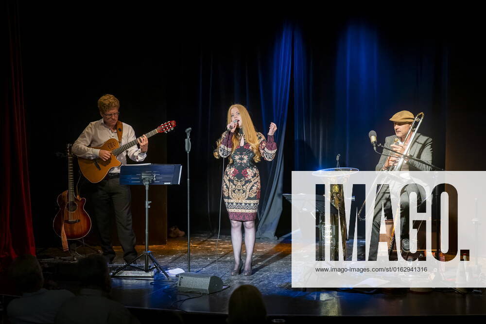 TrioVoyage Lusatia Rio and back a musical lyrical trip with the TrioVoyage on the stage of the Dresden Friedrichstadtt Palast The spe