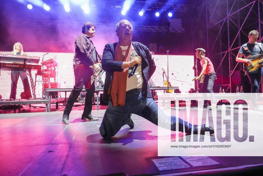 Jim Kerr vocal during Simple Minds 40 Years of Hits, Music Concert in Pistoia, Italy, July 15 2022