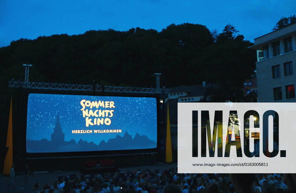 Tuebingen 14 07 2022 30 years of summer night cinema, with the new location, behind the Technical Town Hall start of the summer night cinema Tuebingen 2022 with the film, Wunderschoen ulmer