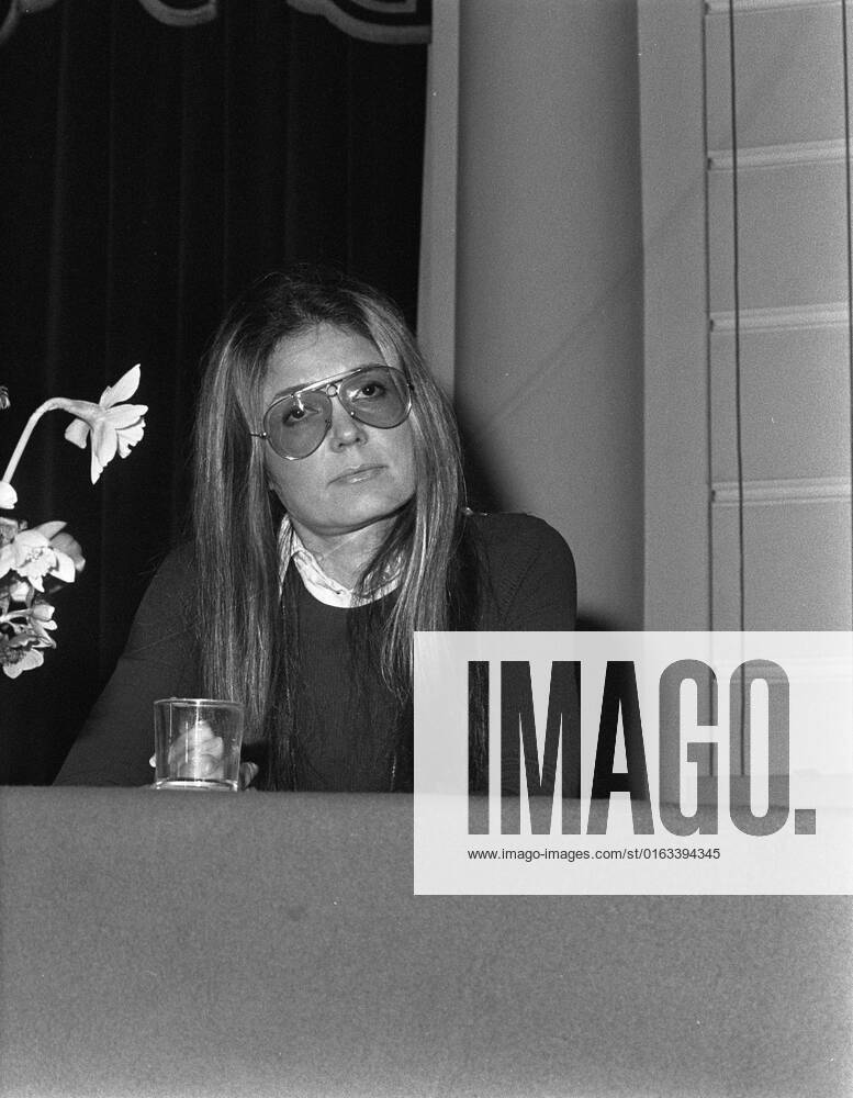Anefo photo collection. Wilhelmina Drucker Prize awarded in Concertgebouw in Amsterdam, Gloria Steinem. January 24, 1973. Amsterdam, Noord-Holland